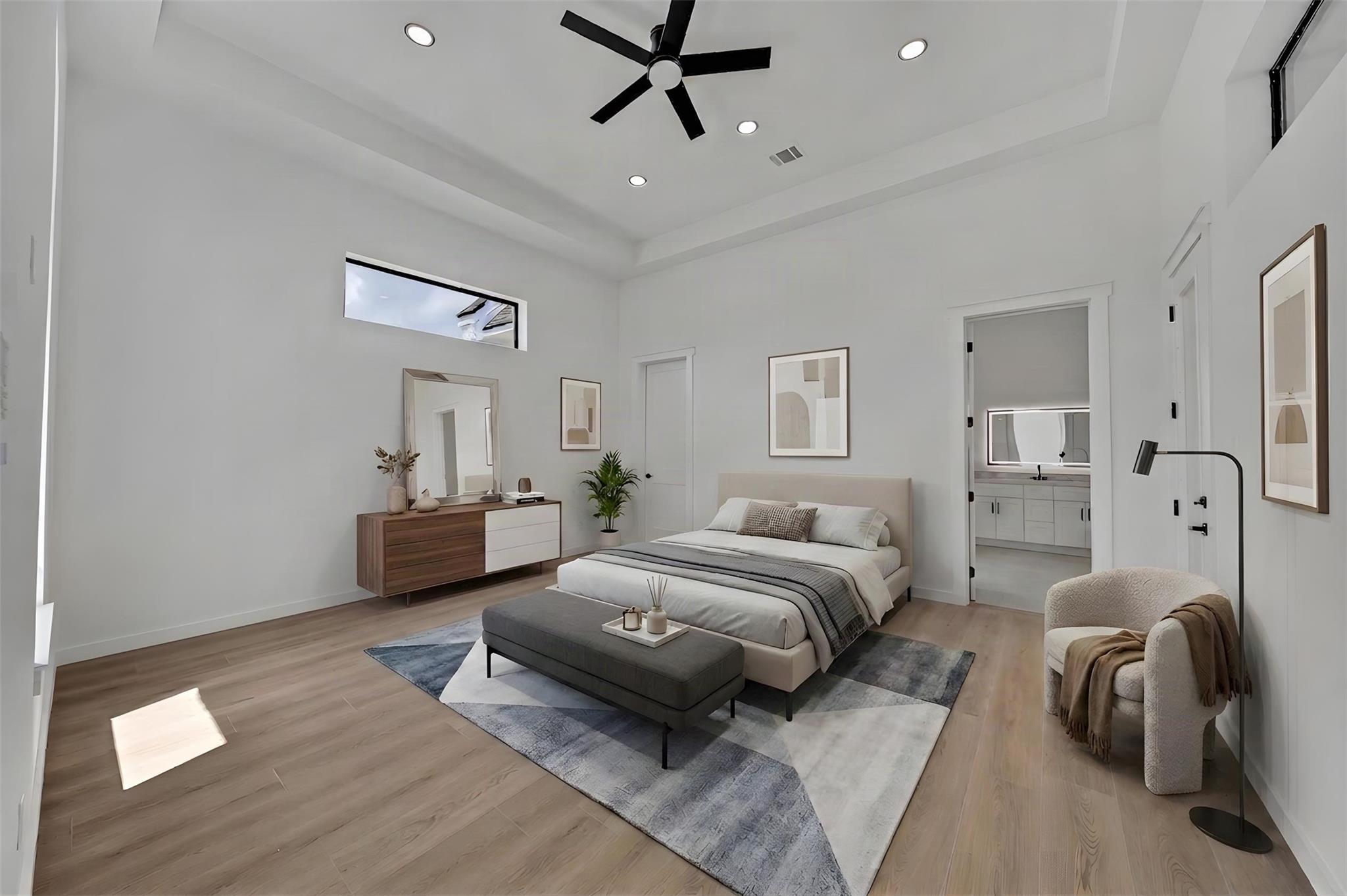 19006 Grandview Ct interior