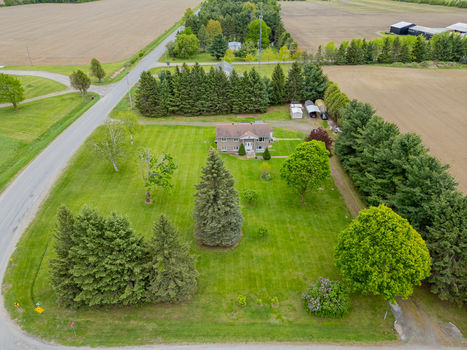 102 Arcand Rd Drone