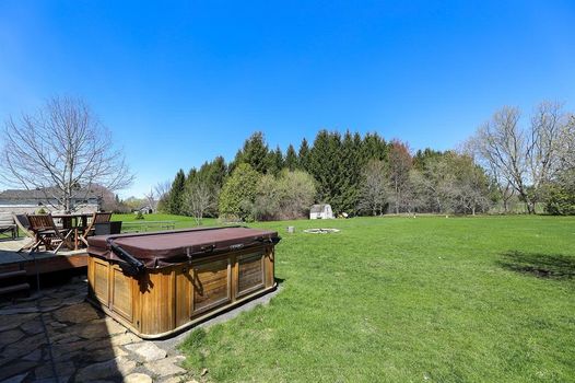 12 Maric Trail Exterior