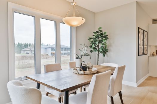 115 Maplestone Dr Dining v1