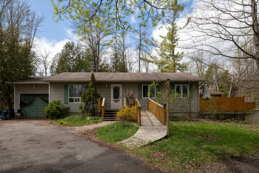 30 Kingsfisher Crescent