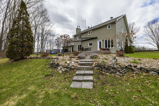 195_Abbott _Road_Outside