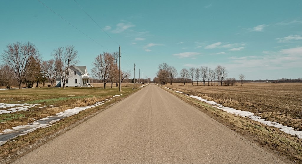 Rural detached property in Eastern Ontario showing the land and space available to buyers migrating from Ottawa suburban markets in spring 2026.