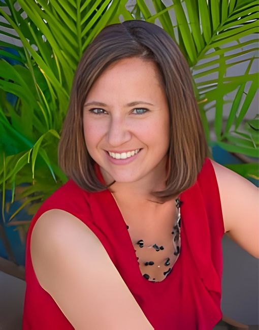 Laurie Hoffman (1529 x 1950 px)