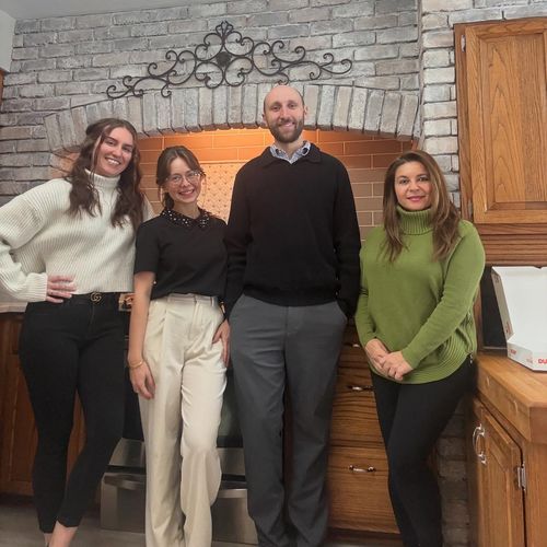 Why Working With a Real Estate Team Gives You an Edge