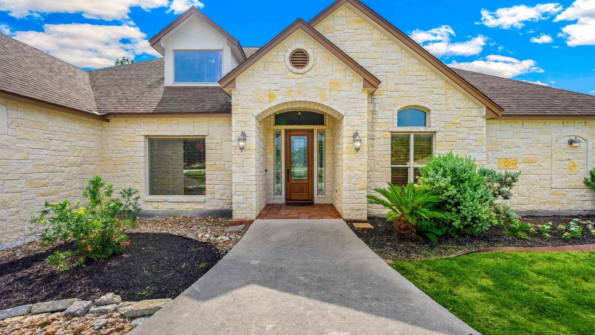 Echelon Properties - Homepage Image