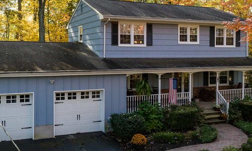Selling A Home In The Fall