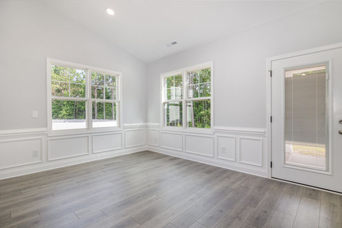 Pine Tree Knolls - 10