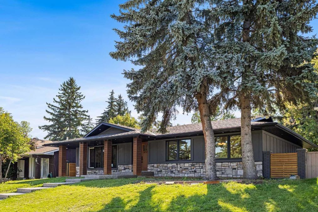 240 Lake Bonavista Drive 2