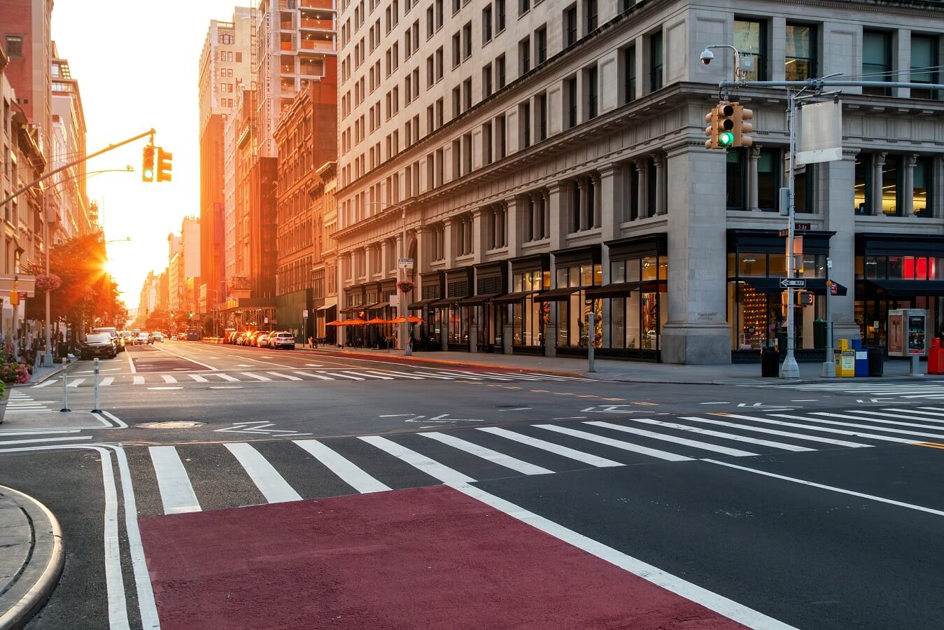 intersection of 5th Avenue and 23rd St in New York City