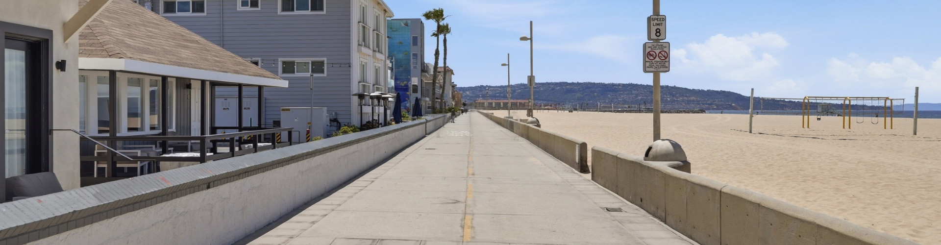 The Strand Divider