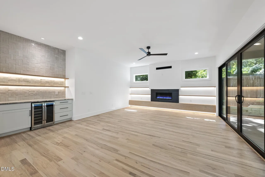 6141c4eb34874c3229cad2baf367ecefl-m2405518443rd-w1280_h960