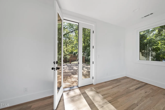 6141c4eb34874c3229cad2baf367ecefl-m3128476051rd-w1280_h960