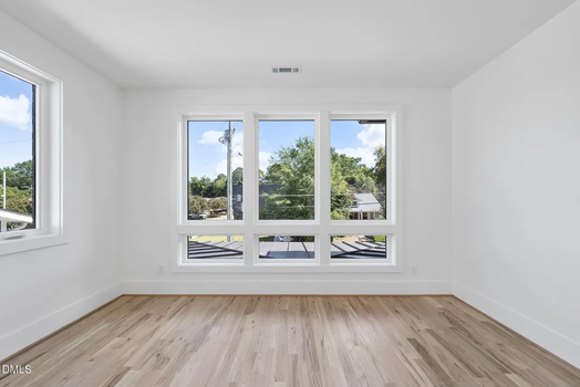 6141c4eb34874c3229cad2baf367ecefl-m918299635rd-w1280_h960