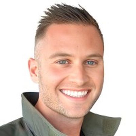 Robert H. - Headshot