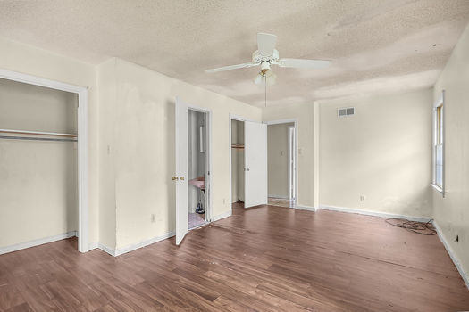 PhotoMar252026,93702AM(2)