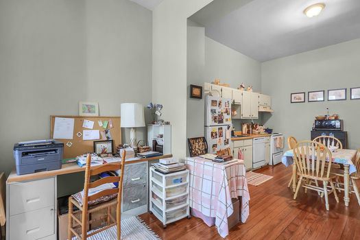 PhotoApr162026,94441AM