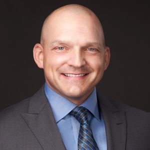 Eric-Konoski28865-450px