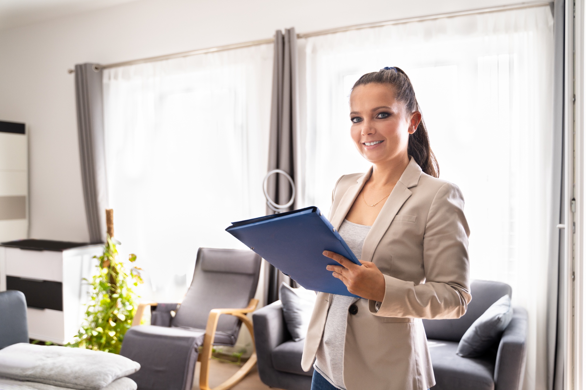 Agent reviewing a home