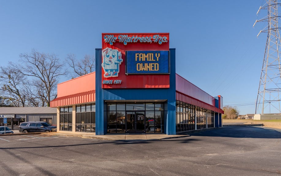 1088 S Pendleton St-2