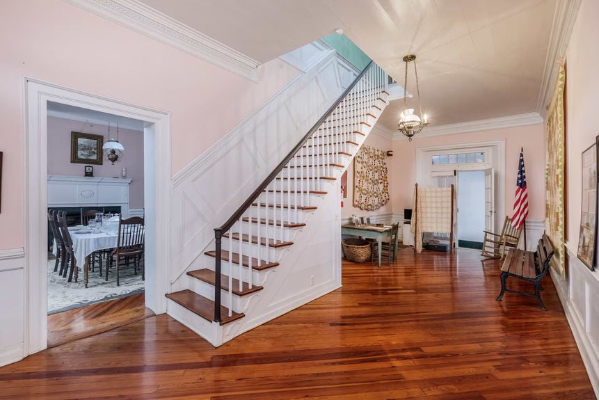 163 Old Buncombe Road-26