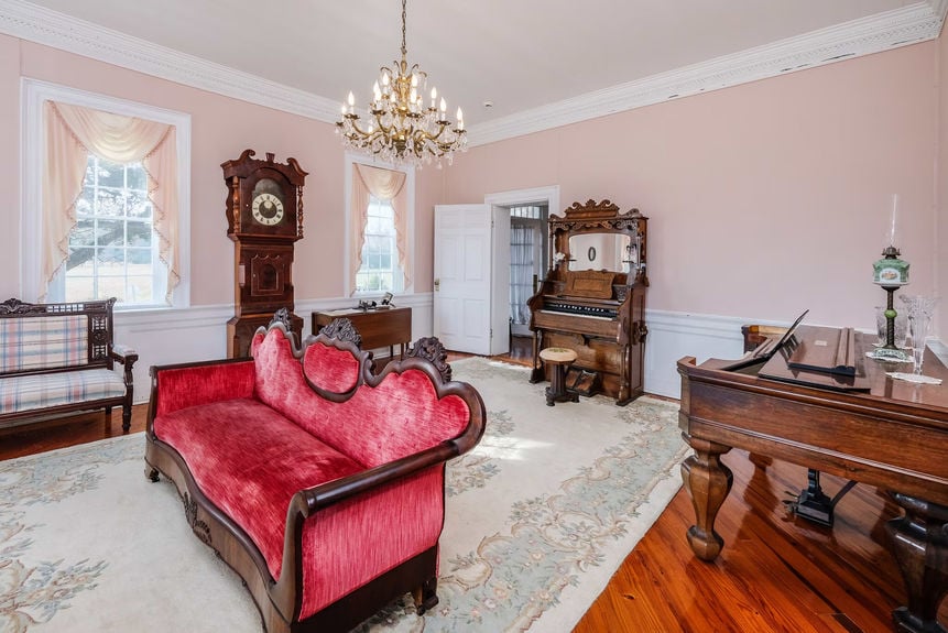 163 Old Buncombe Road-30