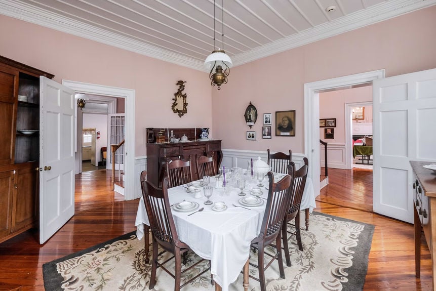 163 Old Buncombe Road-36