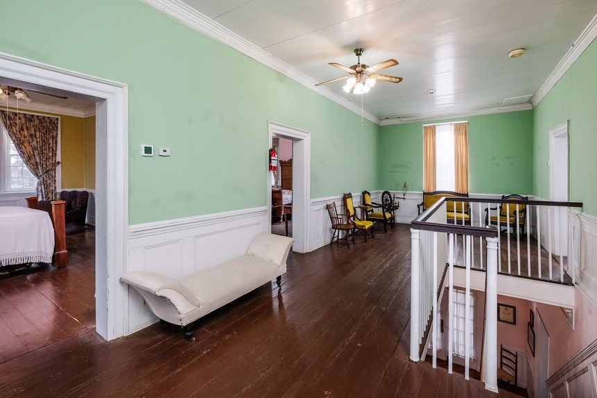 163 Old Buncombe Road-55