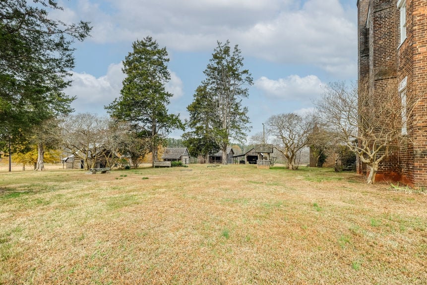 163 Old Buncombe Road-68