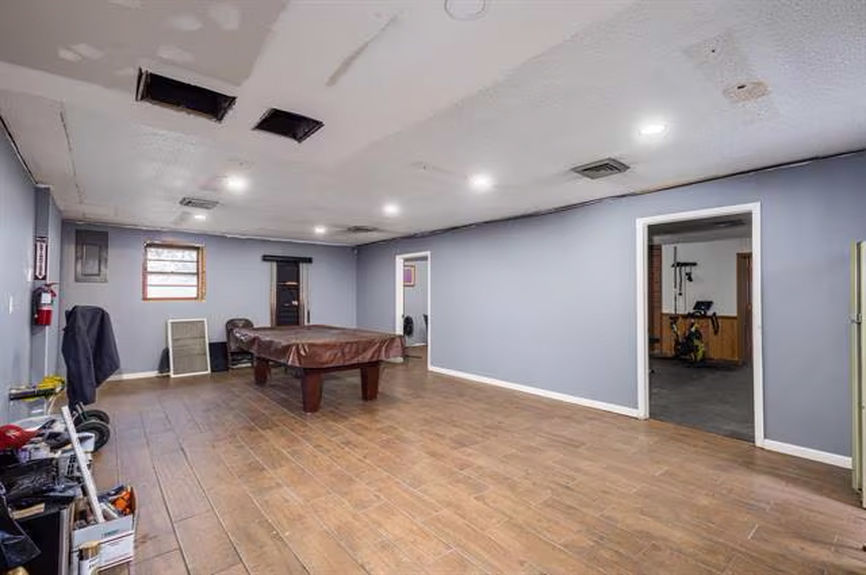 250 Cedar Springs Ave_-7