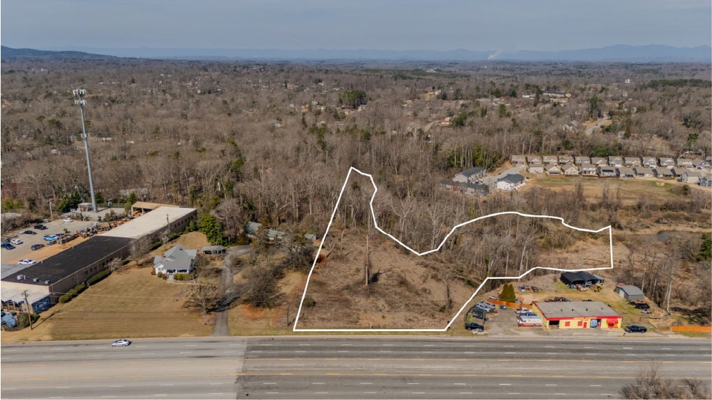 3429 Wade Hampton Blvd_ 144