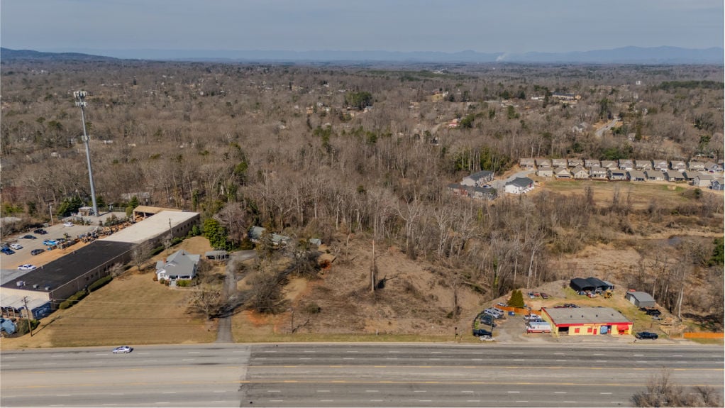 3429 Wade Hampton Blvd_ 150