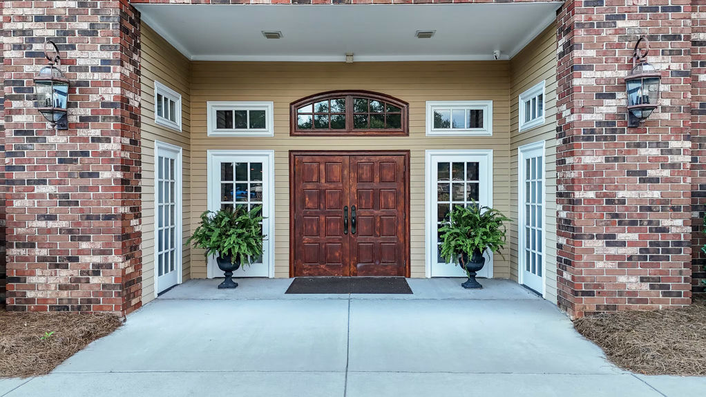 313 N MAIN STREET--15