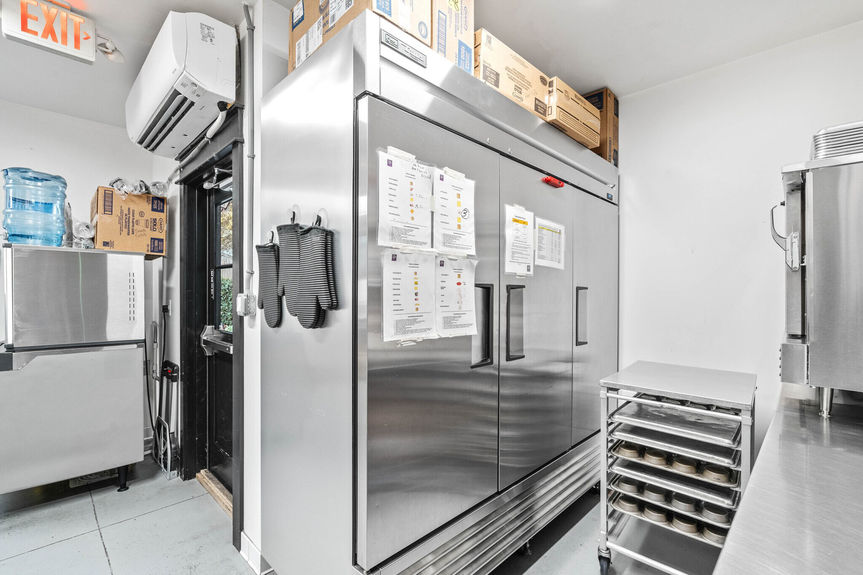 8026 E Main Steet--18