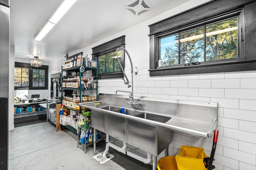 8026 E Main Steet--20