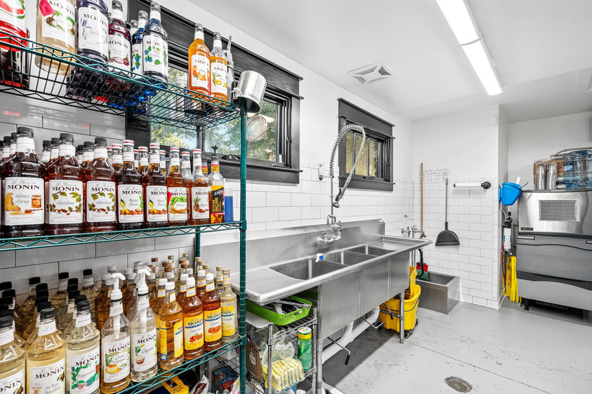 8026 E Main Steet--21