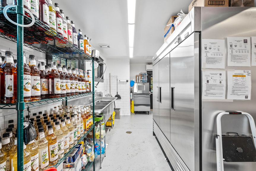 8026 E Main Steet--22