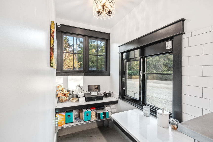 8026 E Main Steet--24