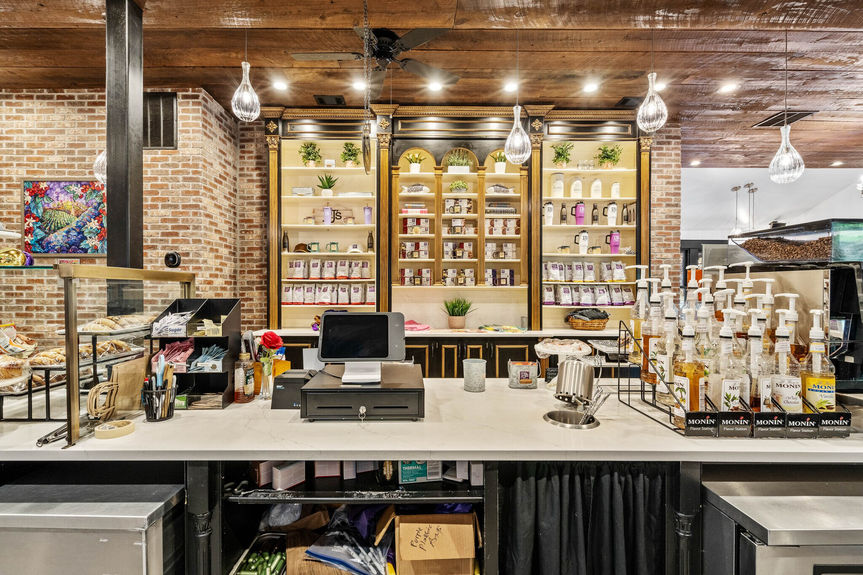 8026 E Main Steet--26