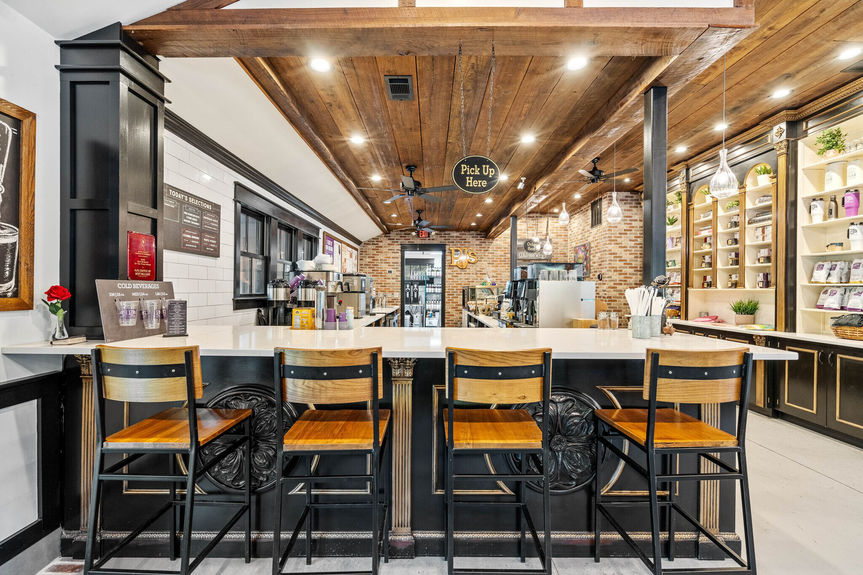 8026 E Main Steet--35