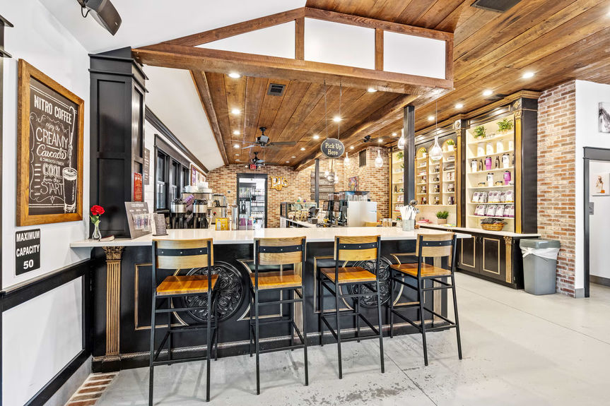 8026 E Main Steet--42