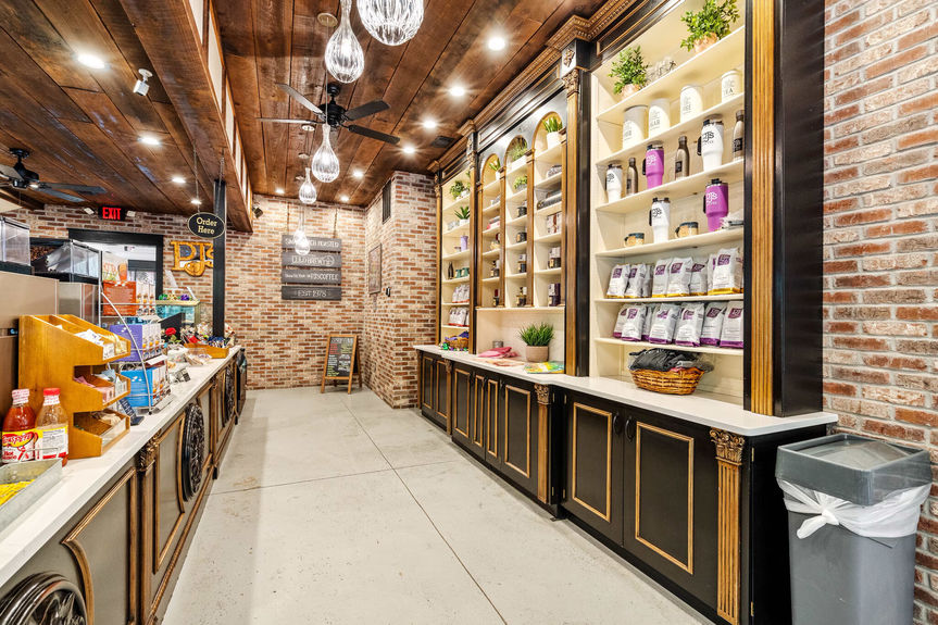 8026 E Main Steet--44