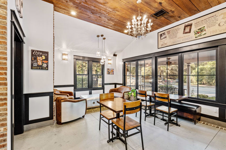 8026 E Main Steet--47