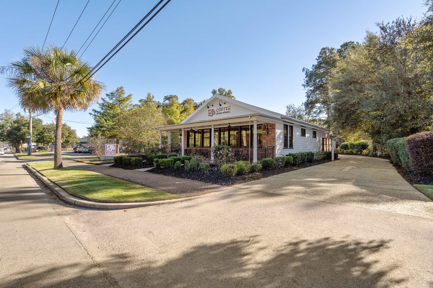 8026 E Main Steet--61