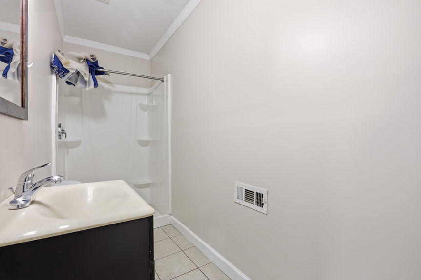 3 Rangeview Circle-22
