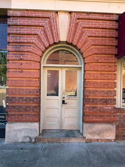 105 W Pickens Street - Abbeville --13