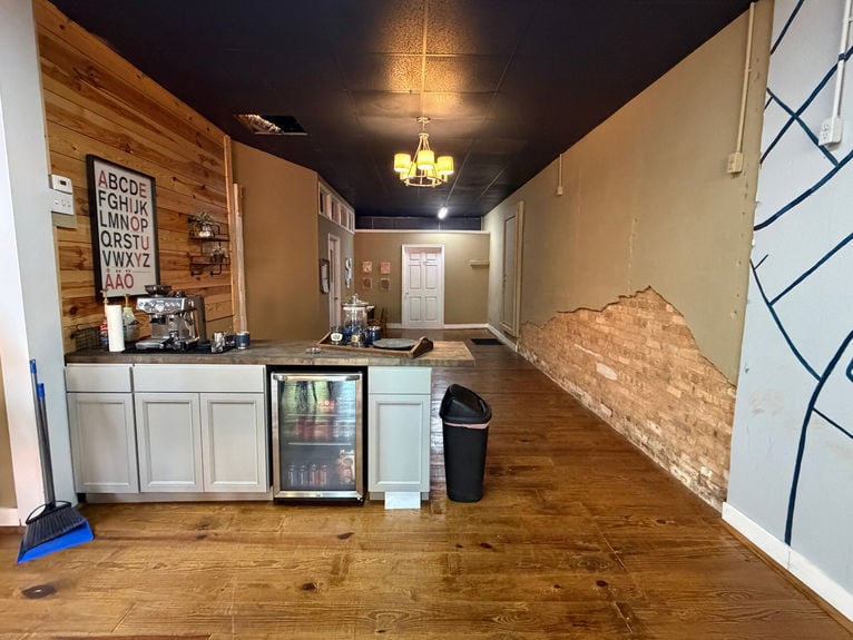 105 W Pickens Street - Abbeville --3