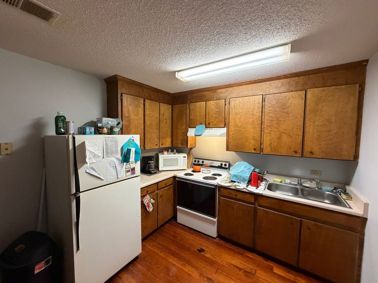 105 W Pickens Street - Abbeville --4
