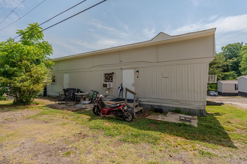 923 W Lee Road MLS-1