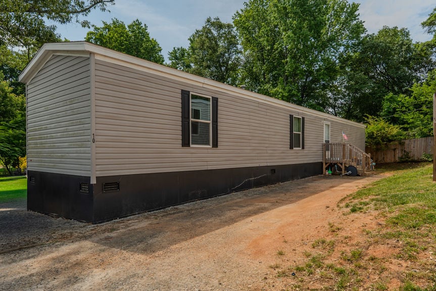 923 W Lee Road MLS-7